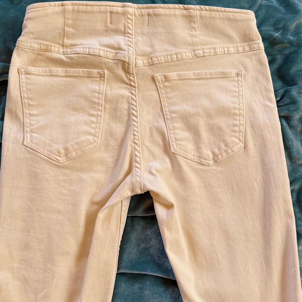 NWOT We The Free Penny Pull-On Jeans in Cream size 26 - Picture 6 of 10